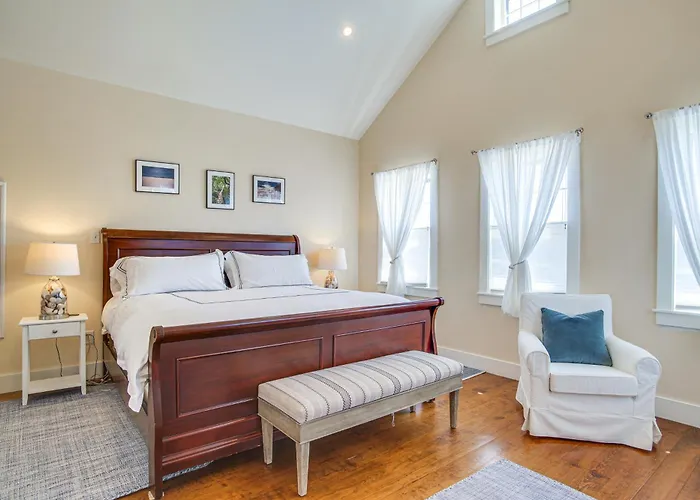 Stunning Ocean View! Beachfront Nantucket Retreat