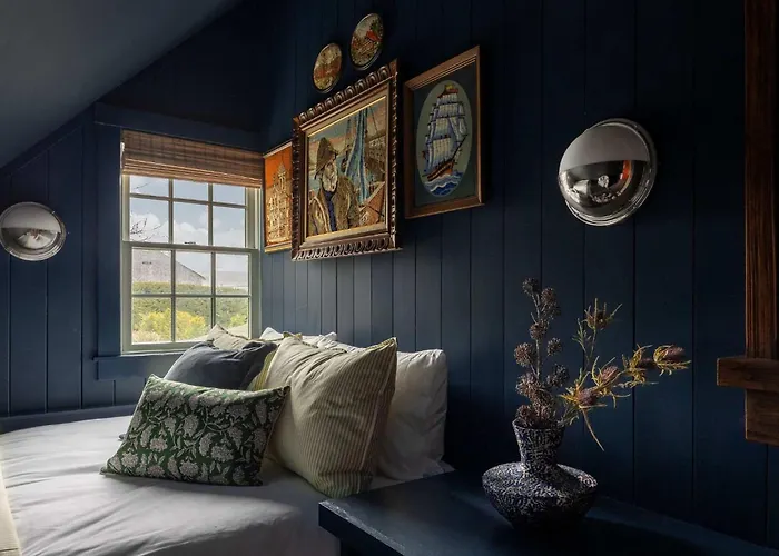 Beautiful Cottage Historic Home
