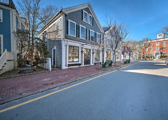 Walk To Attractions: Couple'S Retreat In Nantucket